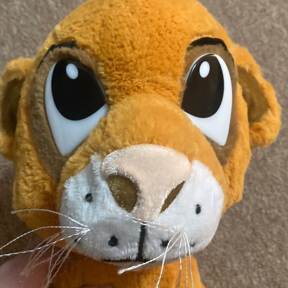Cuddly Lion Plush Toy - Golden Brown - Picture 3 of 4